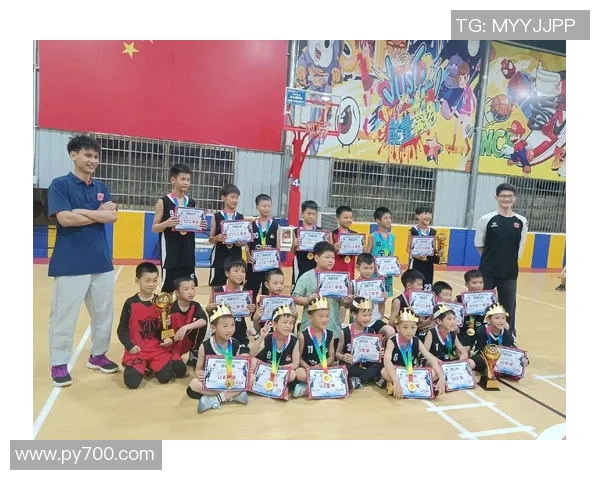 以篮球为纽带探索团队合作精神与竞技魅力的完美融合 以篮球为纽带探索团队合作精神与竞技魅力的完美融合