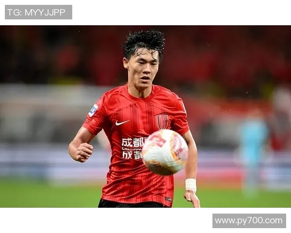 成都蓉城力克青岛海牛迎接新挑战 展现强大球队实力与默契配合